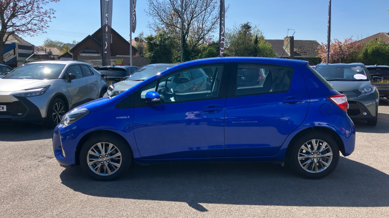 Toyota Yaris 1.5 Hybrid Icon 5dr CVT Hybrid Hatchback